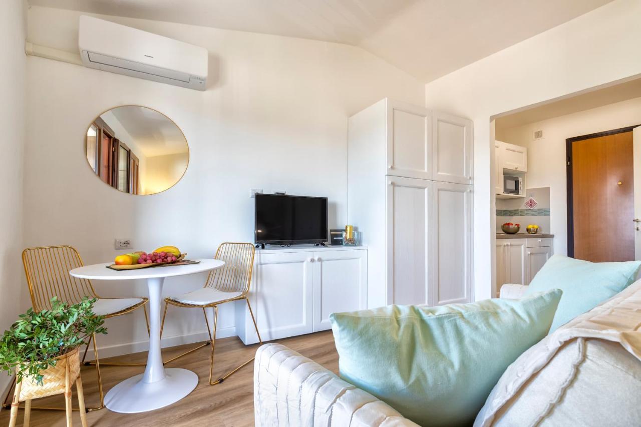 Top Floor Gulf View Apartment Olbia Buitenkant foto