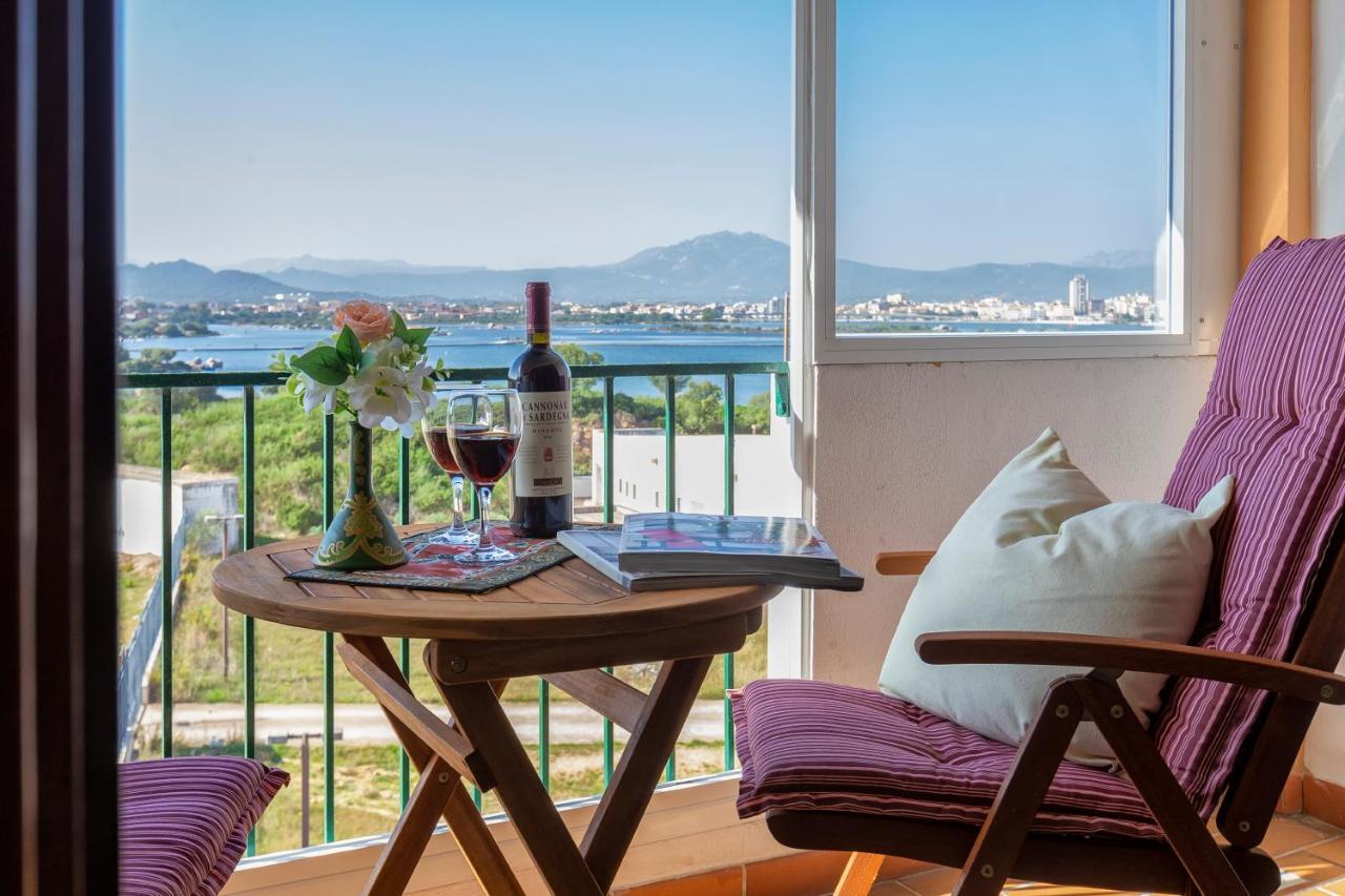 Top Floor Gulf View Apartment Olbia Buitenkant foto